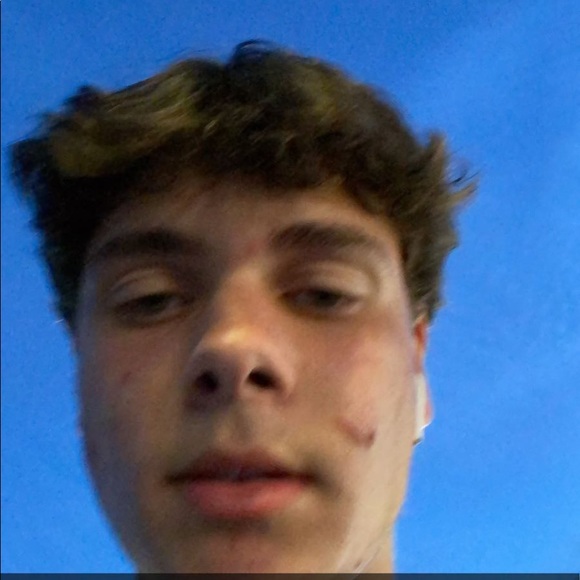 Meet your Posher, Brendan - Picture 1 of 1